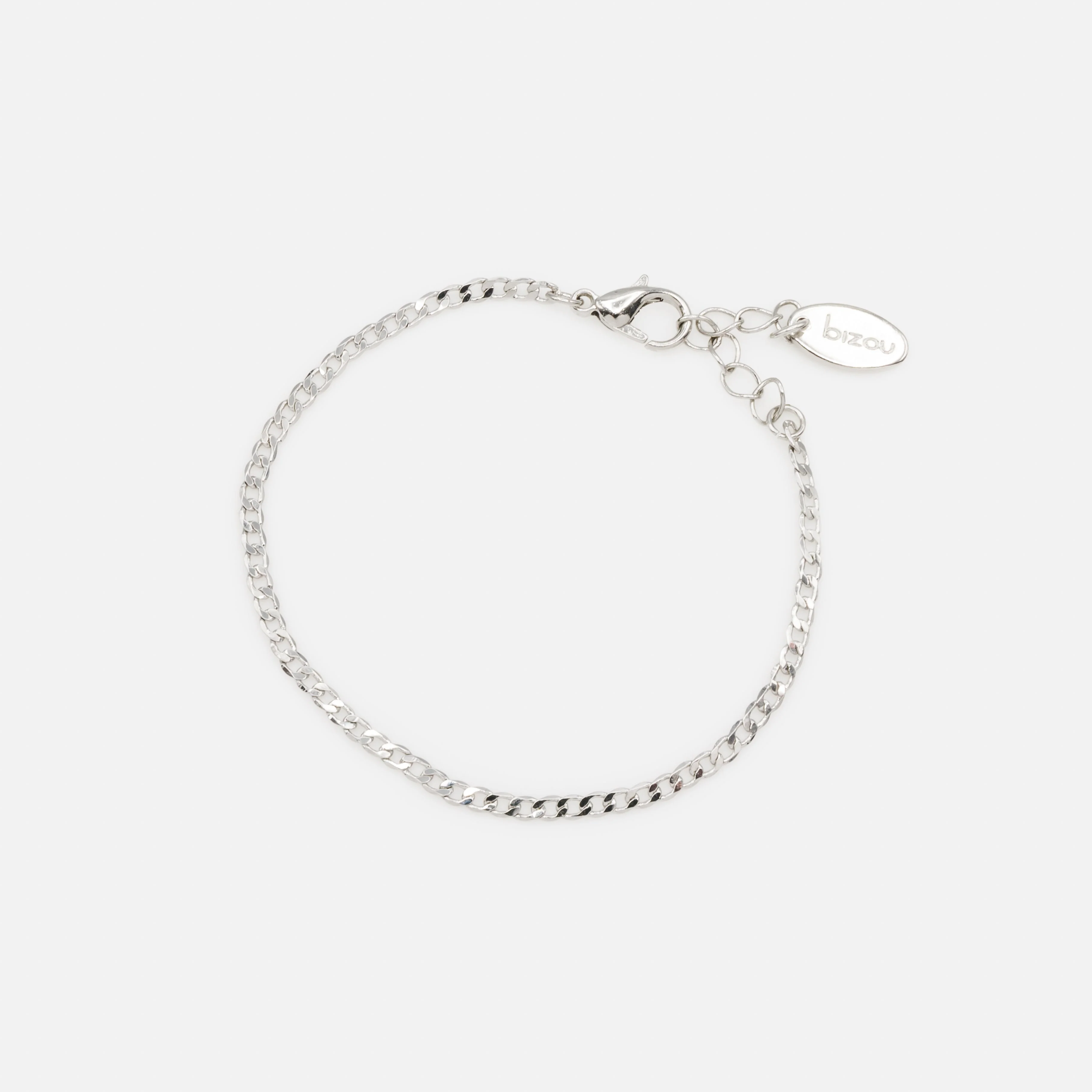 Ensemble de trois bracelets argentés à mailles délicates - Image 4
